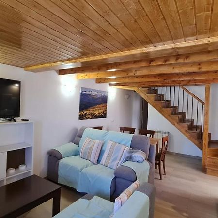 Casa Rural Los 7 Pinos De Gredos ナバレドンダ・デ・グレドス エクステリア 写真