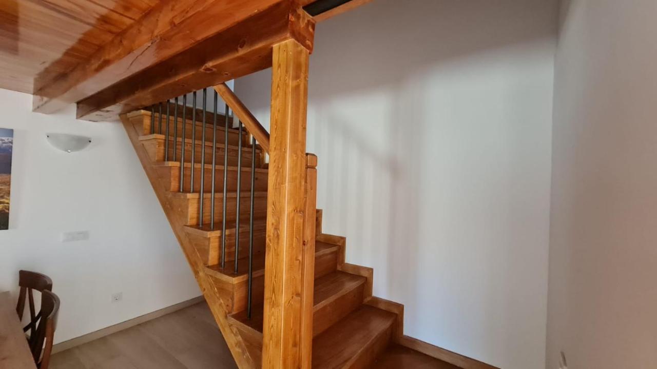 Casa Rural Los 7 Pinos De Gredos ナバレドンダ・デ・グレドス エクステリア 写真